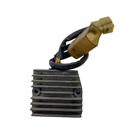 [RE-HU-047] Regulador Honda SuperMagna VF750/700 87-88